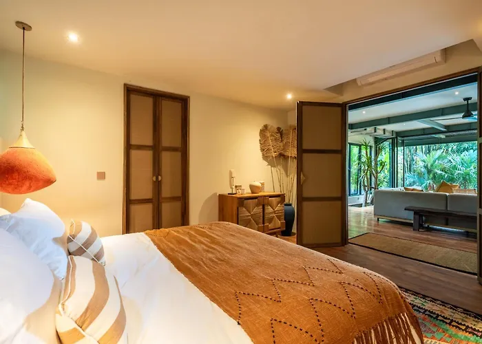 Luxury Lestari 1 With Private Pool In Villa